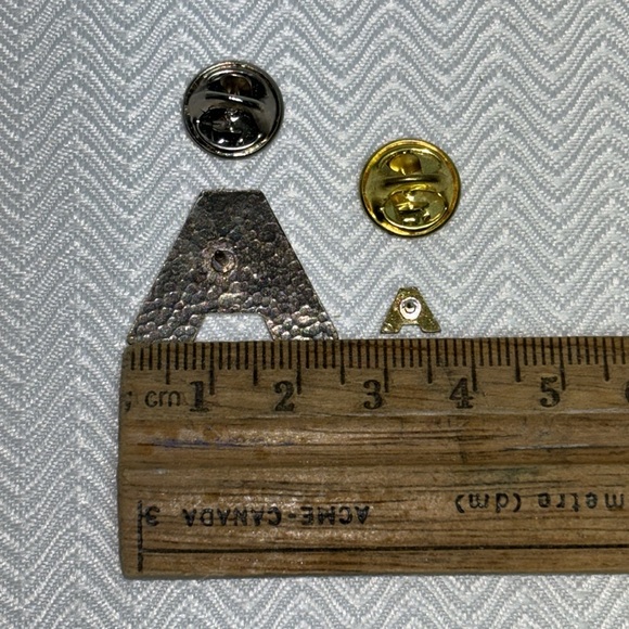 Vintage Austria enamel lapel pins - Picture 3 of 5